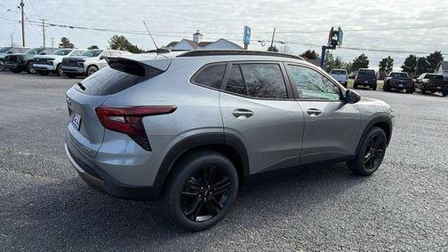 Sterling Gray Metallic 2026 Chevrolet Trax FWD ACTIV