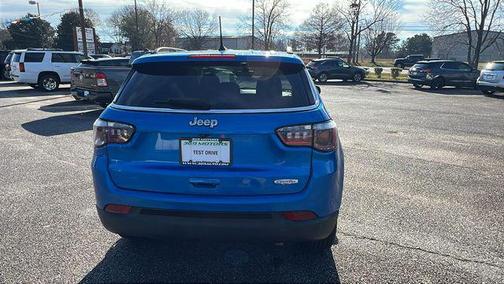 Laser Blue Pearlcoat 2019 Jeep Compass Latitude