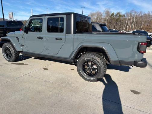 2026 Jeep Gladiator Willys 4x4