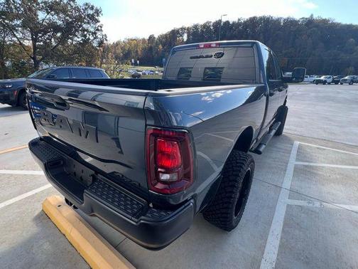 2026 RAM 2500 Tradesman Crew Cab 4x4 6'4' Box