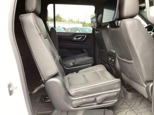 2023 Chevrolet Suburban 4WD High Country