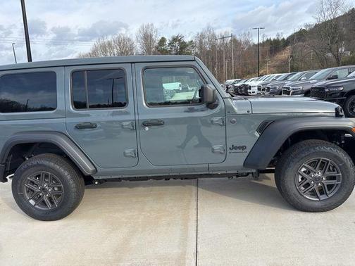 Anvil Clearcoat 2026 Jeep Wrangler Sport S