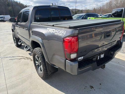 2016 Toyota Tacoma TRD Sport