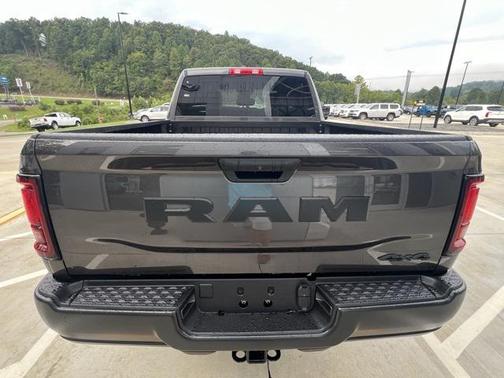 2026 RAM 2500 Tradesman Crew Cab 4x4 6'4' Box