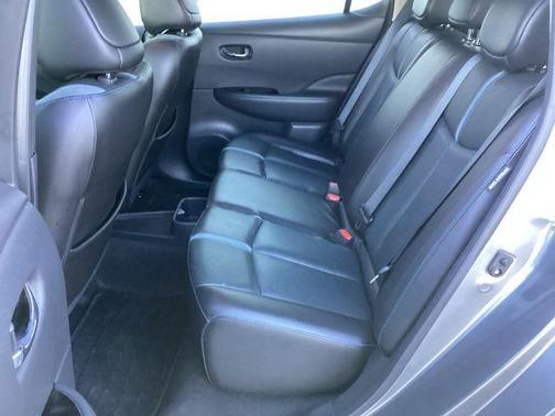 2021 Nissan Leaf SL PLUS 62 kWh