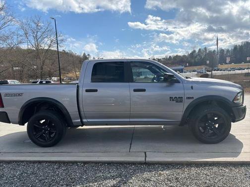 2021 RAM 1500 Classic Warlock Crew Cab 4x4 5'7' Box