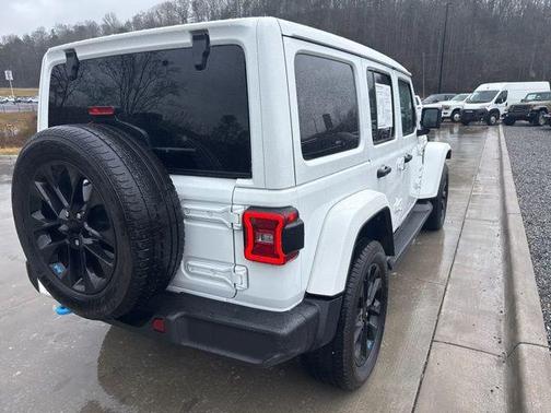 2022 Jeep Wrangler Unlimited 4xe Sahara