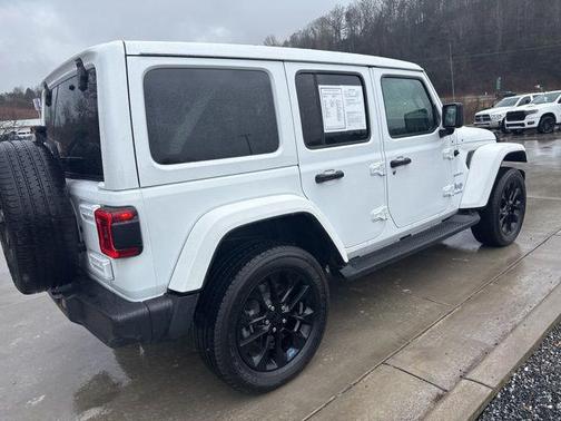 2022 Jeep Wrangler Unlimited 4xe Sahara
