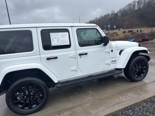 2022 Jeep Wrangler Unlimited 4xe Sahara
