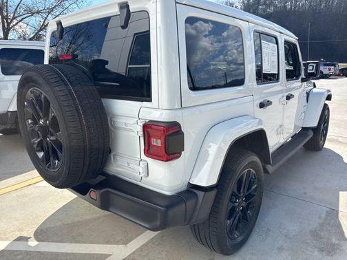 2022 Jeep Wrangler Unlimited 4xe Sahara