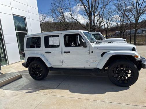 2022 Jeep Wrangler Unlimited 4xe Sahara