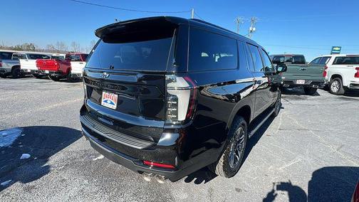 Black 2026 Chevrolet Suburban Z71, 4WD