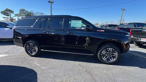 Black 2026 Chevrolet Suburban Z71, 4WD