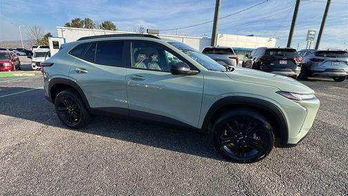 Cacti Green 2026 Chevrolet Trax FWD ACTIV