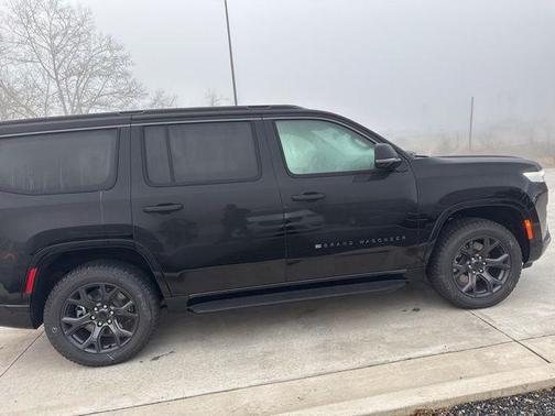 High Gloss Black 2026 Jeep Grand Wagoneer Upland 4x4