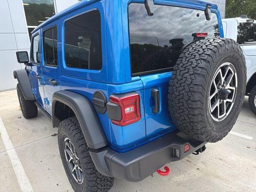 Hydro Blue Pearlcoat 2025 Jeep Wrangler Rubicon