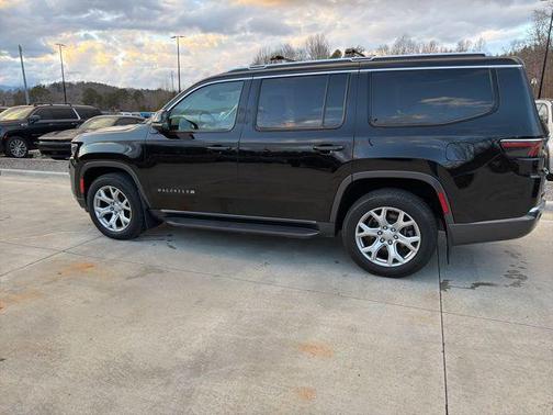 2022 Jeep Wagoneer Series II 4x4