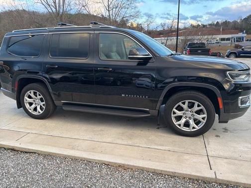 2022 Jeep Wagoneer Series II 4x4