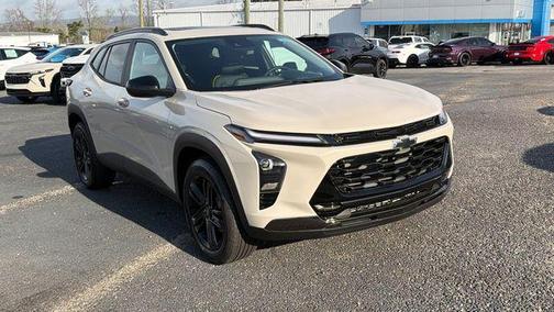 White Sands 2026 Chevrolet Trax FWD ACTIV