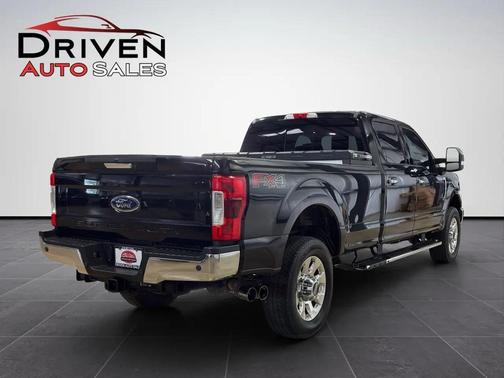 Shadow Black 2018 Ford F-350 Lariat