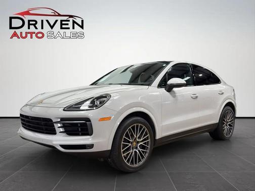 Chalk 2022 Porsche Cayenne Cayenne