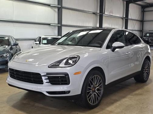 Chalk 2022 Porsche Cayenne Cayenne