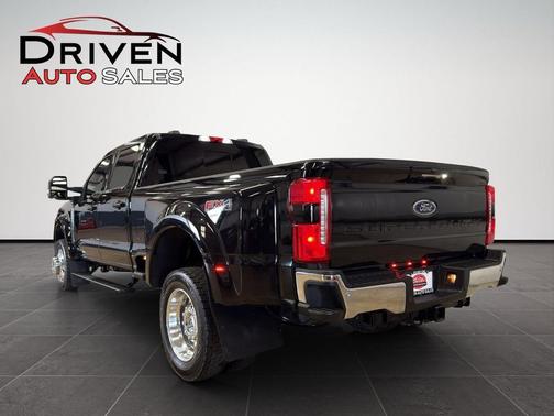2024 Ford F-450 Lariat