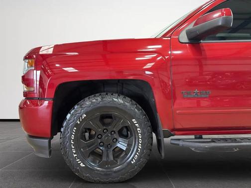 Cajun Red Tintcoat 2018 Chevrolet Silverado 1500 2LT