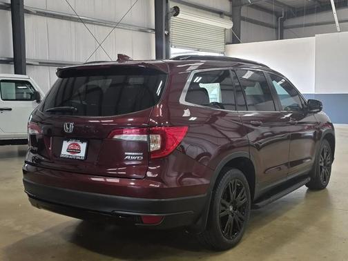 Deep Scarlet Pearl 2022 Honda Pilot AWD Special Edition