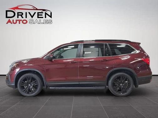 Deep Scarlet Pearl 2022 Honda Pilot AWD Special Edition