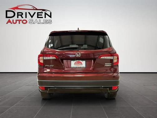 Deep Scarlet Pearl 2022 Honda Pilot AWD Special Edition
