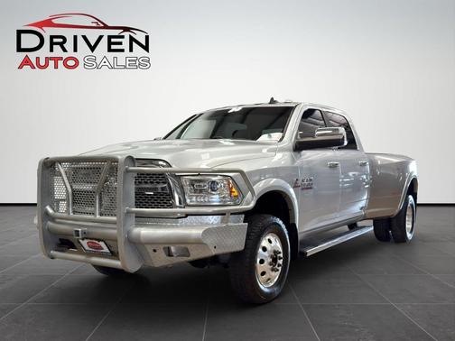 2018 RAM 3500 Laramie Crew Cab 4x4 8' Box