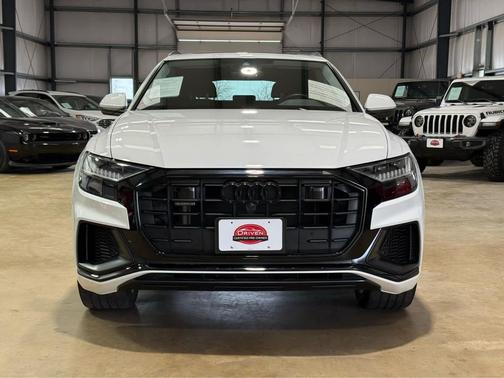 2023 Audi Q8 55 Premium Plus