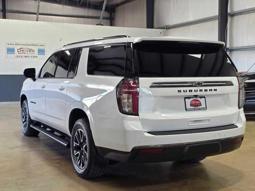 2021 Chevrolet Suburban 4WD Z71