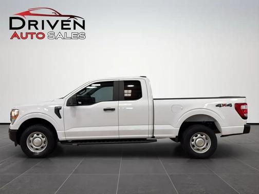 Oxford White 2022 Ford F-150 XL