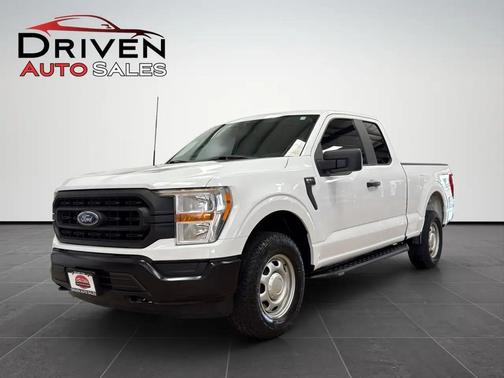 Oxford White 2022 Ford F-150 XL