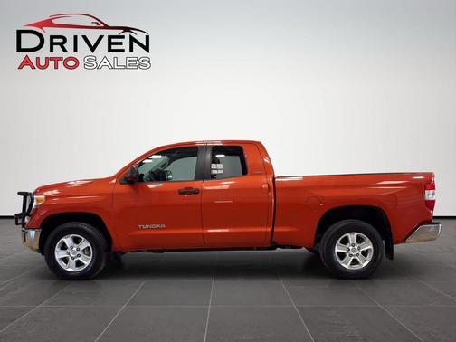 2017 Toyota Tundra SR5