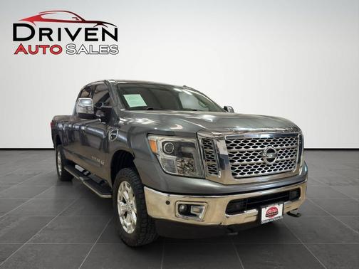 2016 Nissan Titan XD SL