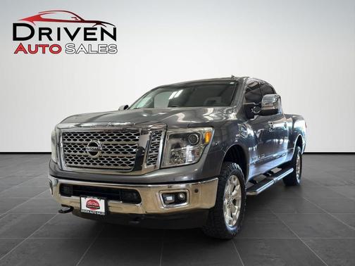2016 Nissan Titan XD SL
