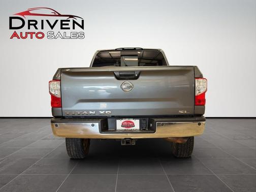 2016 Nissan Titan XD SL