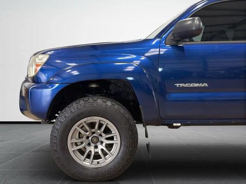 Blue Ribbon Metallic 2015 Toyota Tacoma Base