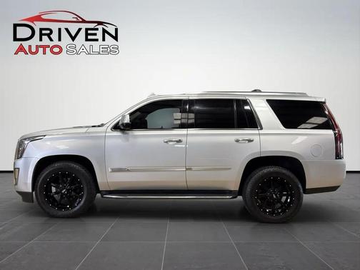 2016 Cadillac Escalade Luxury