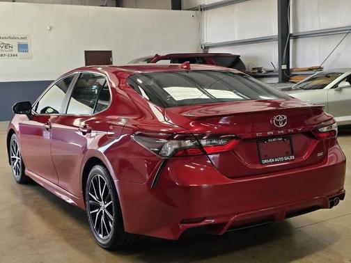 Supersonic Red 2021 Toyota Camry SE