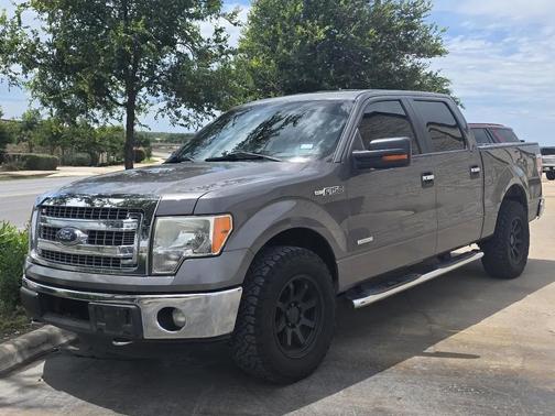 Gray 2013 Ford F-150 XLT