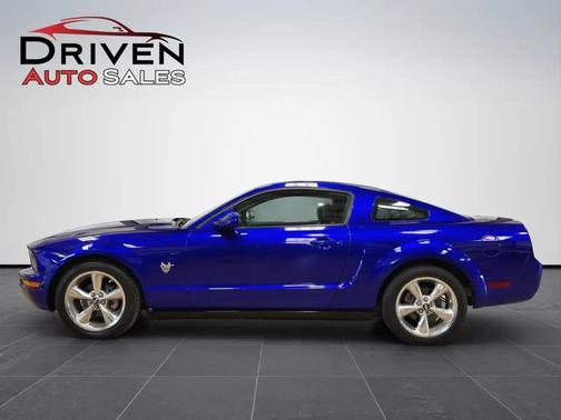 Purple 2009 Ford Mustang Premium