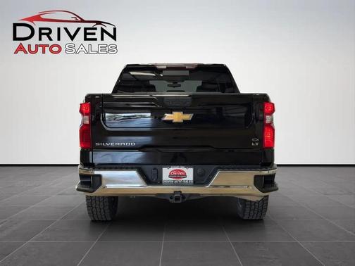 Black 2021 Chevrolet Silverado 1500 LT