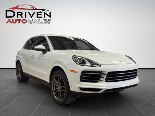 2022 Porsche Cayenne Cayenne