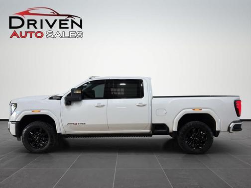2024 GMC Sierra 2500 AT4