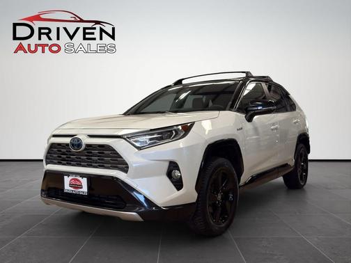 2019 Toyota RAV4 Hybrid SE