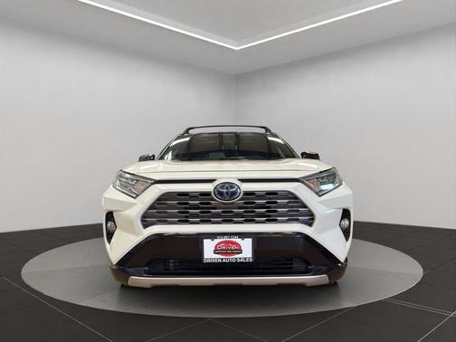 2019 Toyota RAV4 Hybrid SE